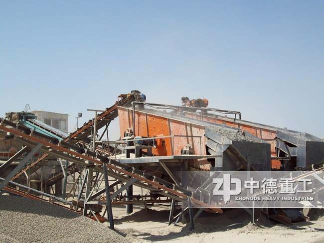 河南三門峽石頭破碎現場圖片